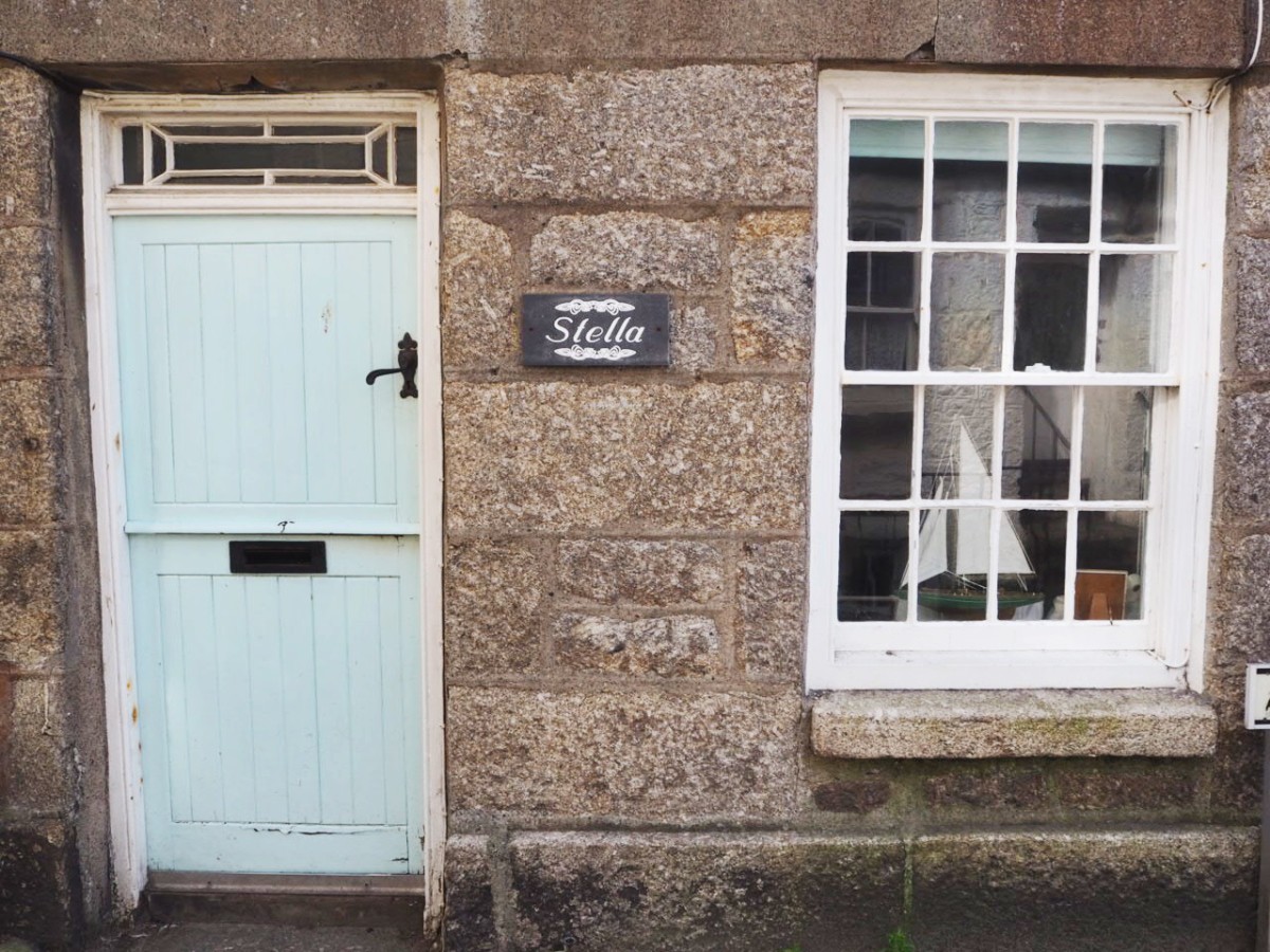 Fisherman's Cottage in Mousehole, Penzance, Cornwall 