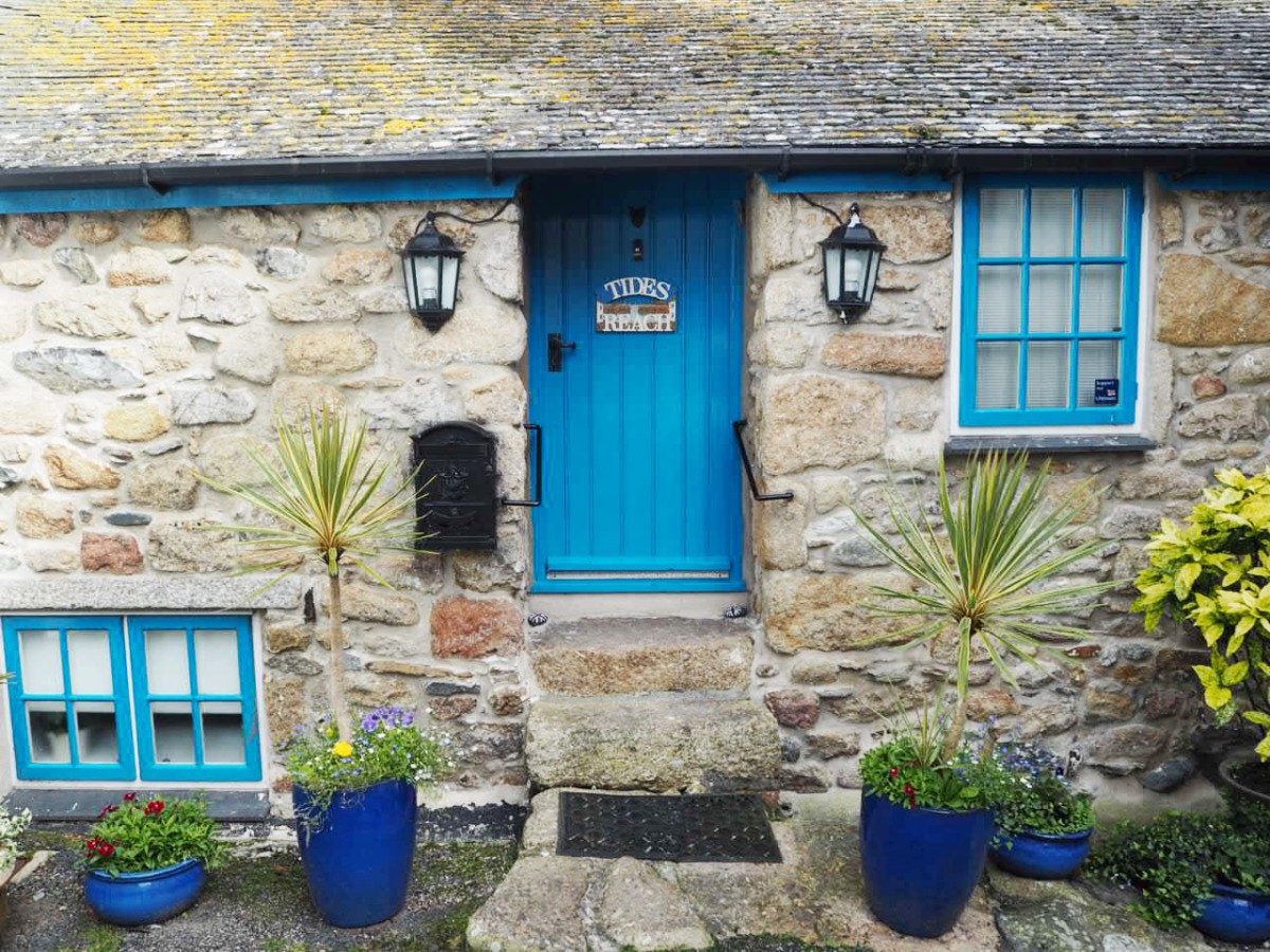Fisherman's Cottage in Mousehole, Penzance, Cornwall 