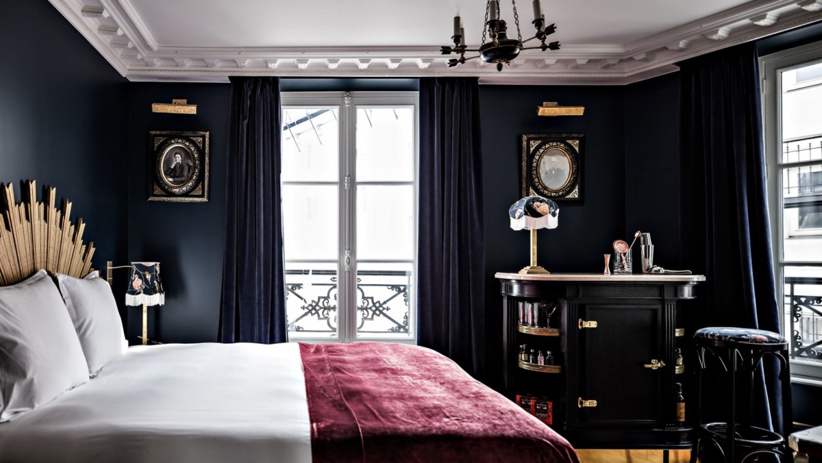 p1_hotel_providence_paris_photo_benoit_linero_chambre_aux_oiseaux_yatzer