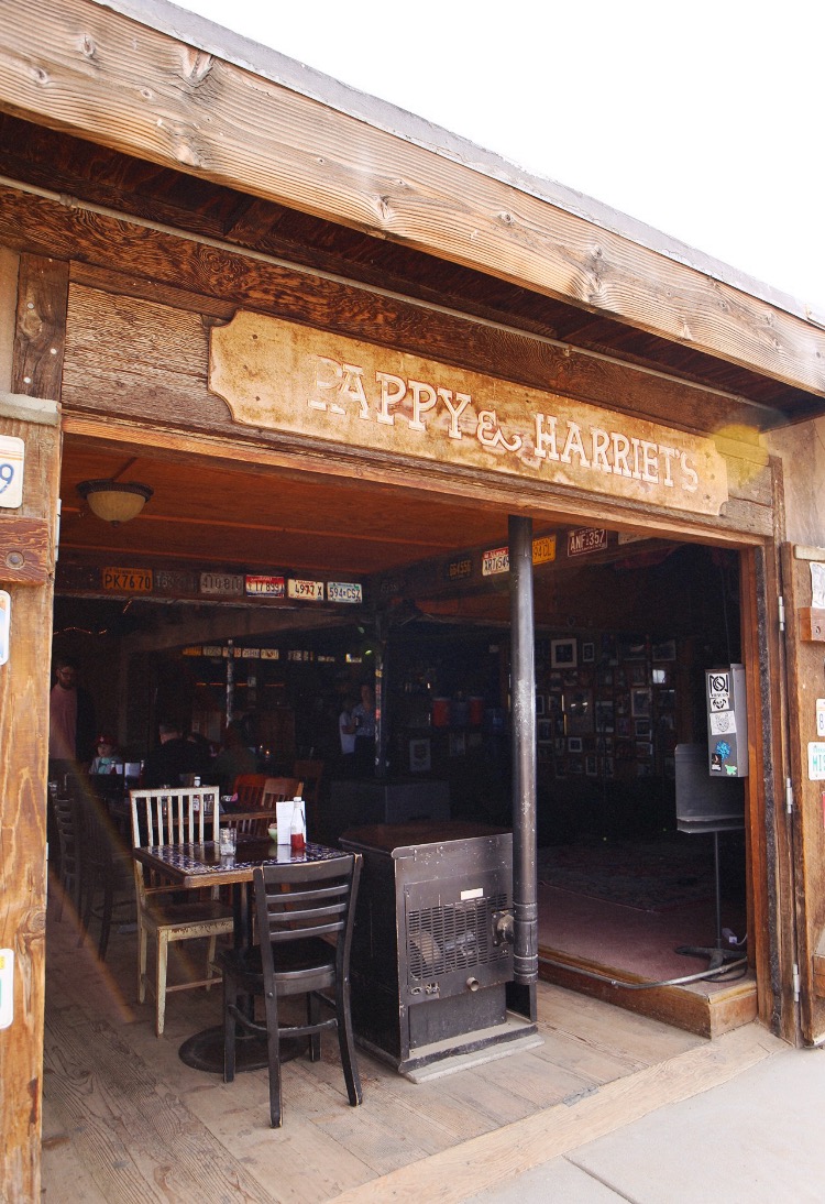 Pappy and Harriet's Pioneertown California