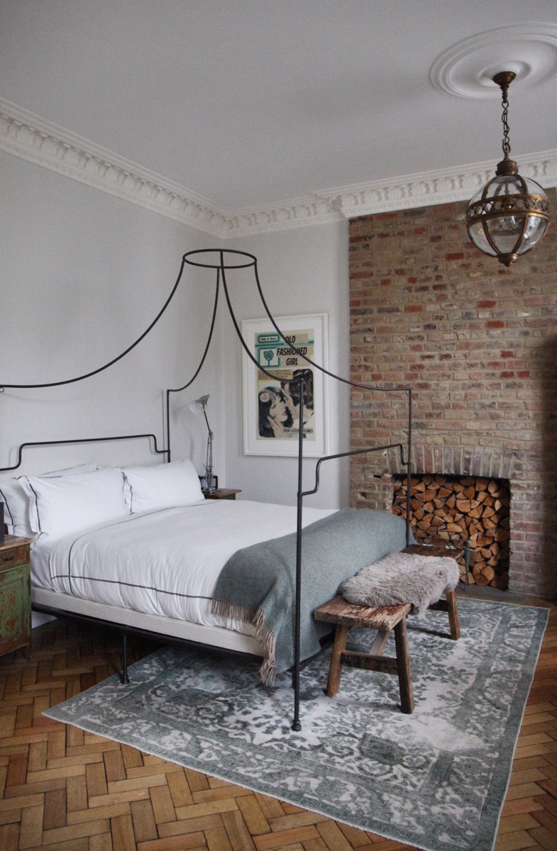 Artist Residence London Pimlico Grand Suite Bedroom